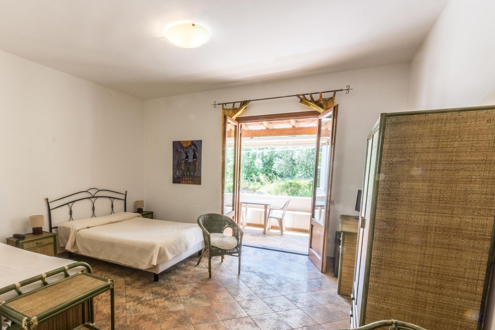 Residence Hotel Baia Portinenti Lipari  Exterior photo