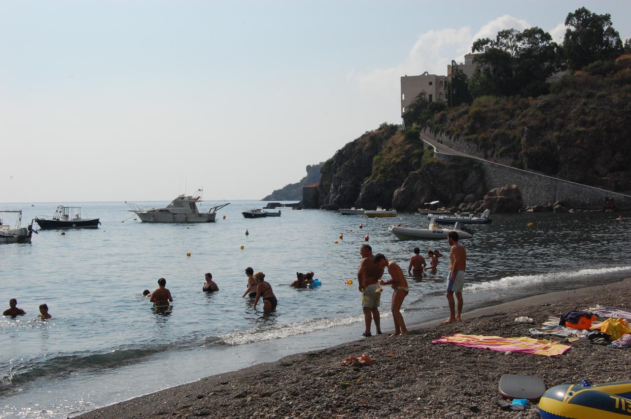 Residence Hotel Baia Portinenti Lipari  Exterior photo