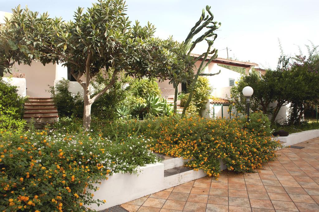 Residence Hotel Baia Portinenti Lipari  Exterior photo